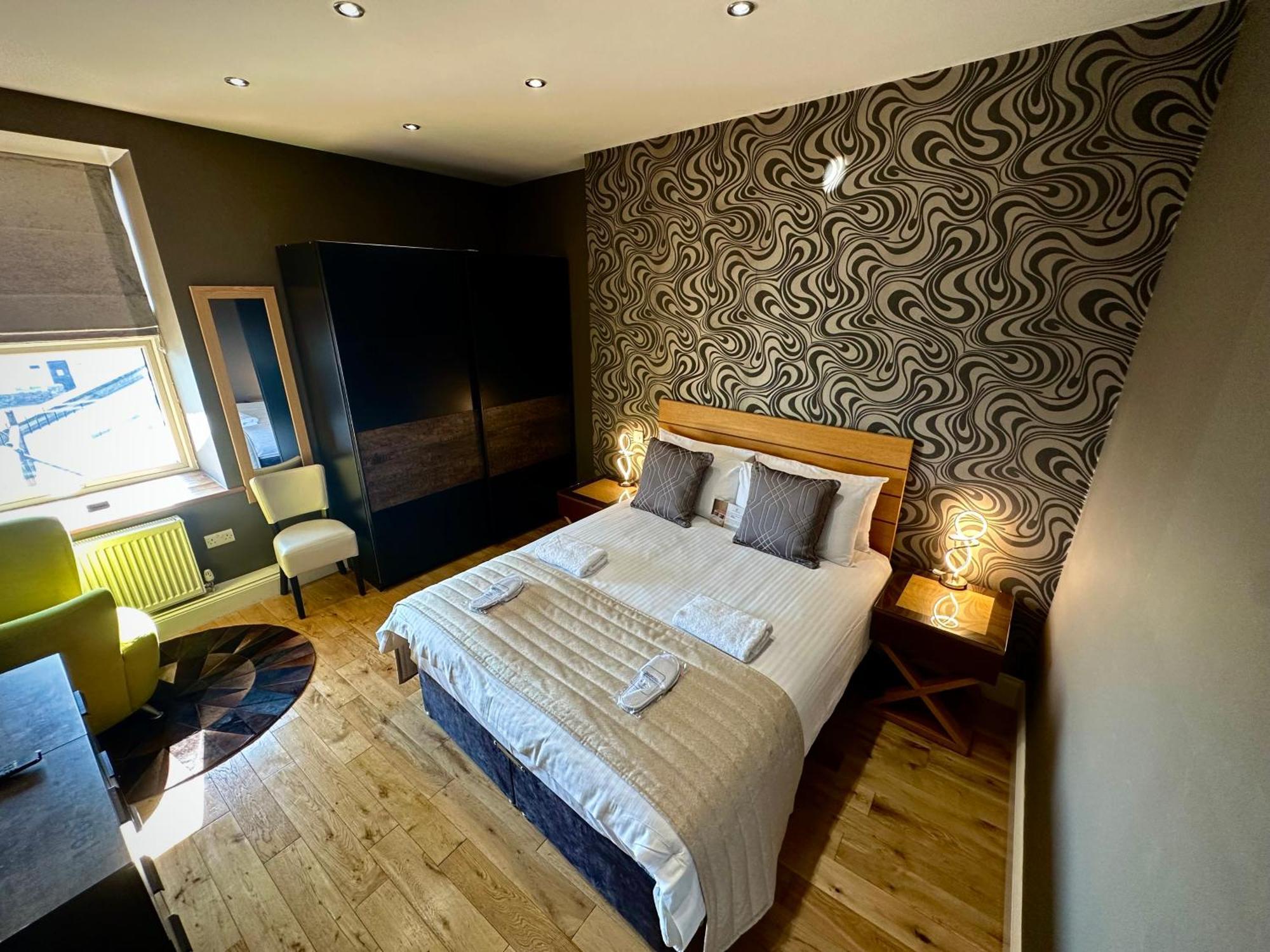 Halvard Apartments At Castletown Ngoại thất bức ảnh